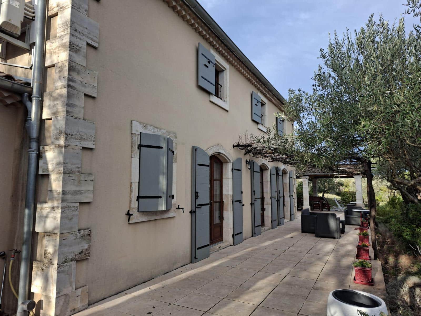 volet battant composite - volet composite - volet battant - volet ardèche